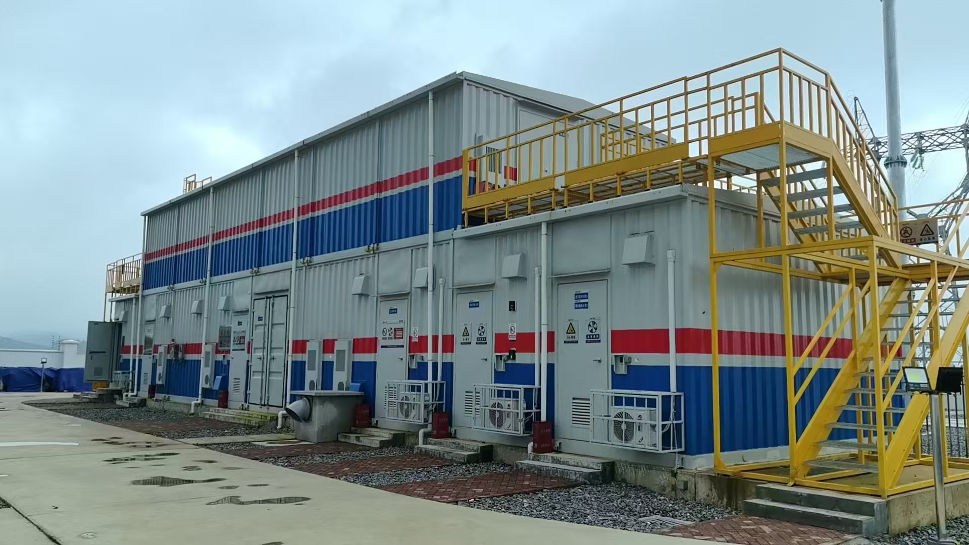 舱式设备事业部